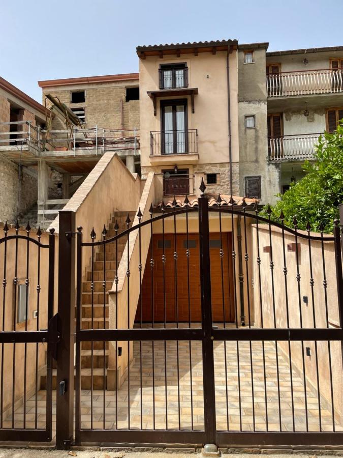 مبيت وإفطار فوندي La Vie En Rose المظهر الخارجي الصورة